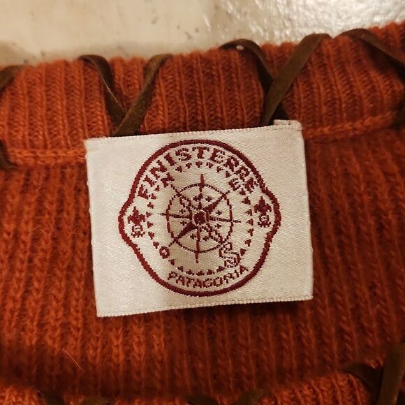 Finisterre Patagonia Women's Rust Orange Sweater w/ Brown Tie Details Size XL - Picture 2 of 8